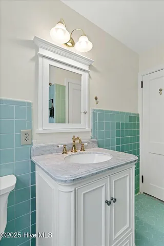 $458,000 | 240 East Ohio Avenue, Southern Pines, NC 28387