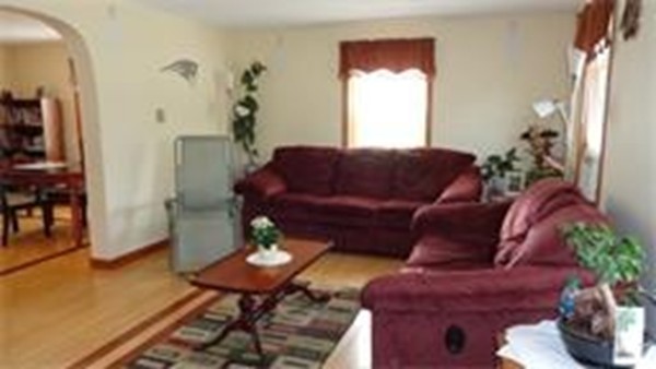 125 Wedgewood Road Worcester, MA 01602 - Photo 5 of 7 Gallery Image 5