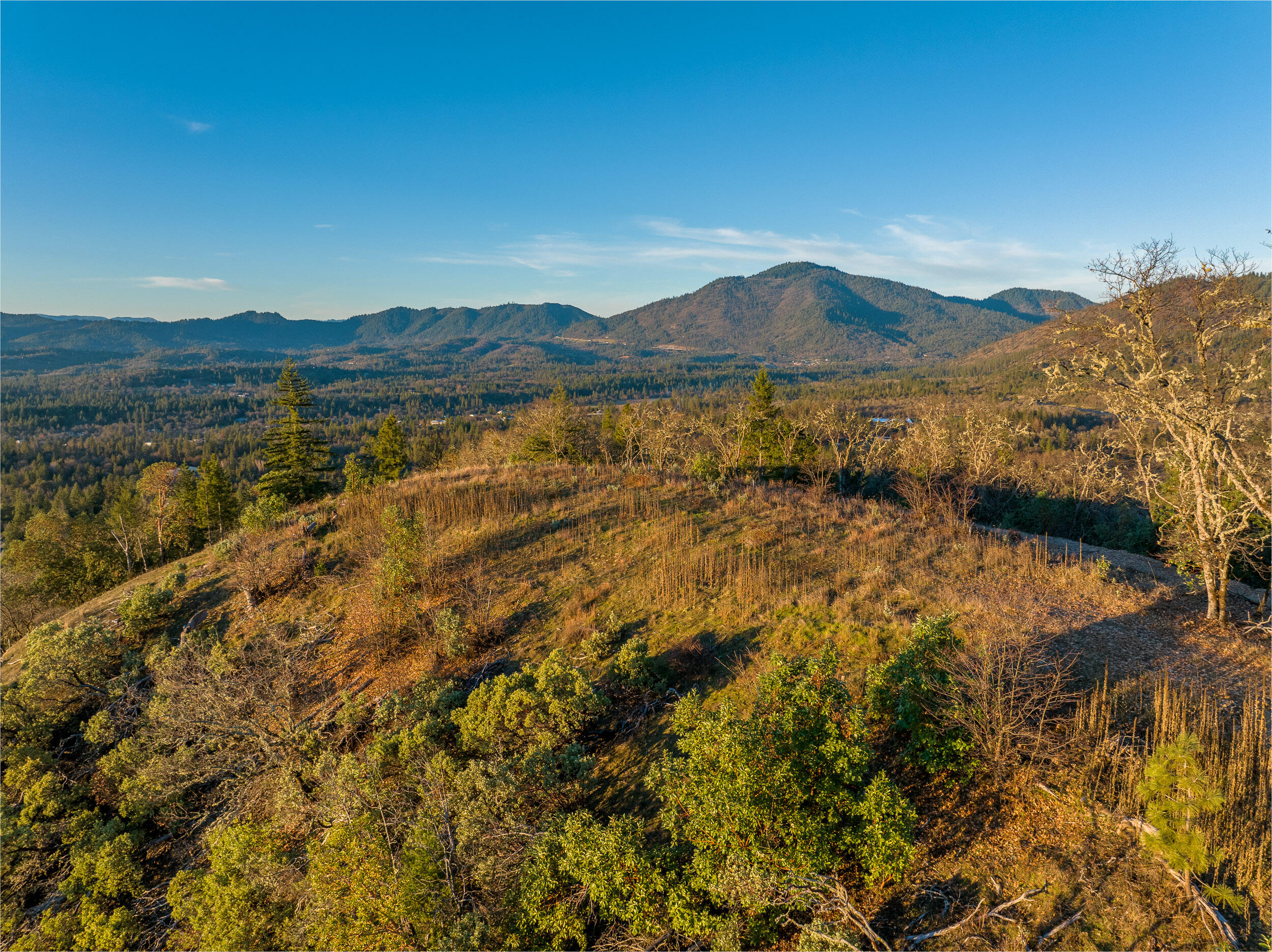 147 McKenzie Ridge Road Grants Pass, OR 97526 - Photo 5 of 15 6