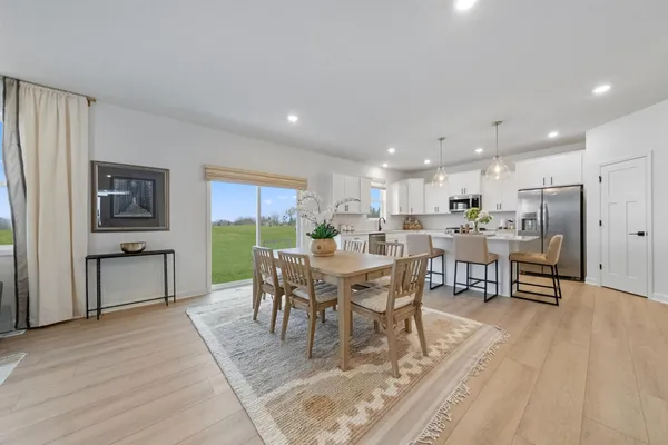 $539,800 | 1072 Aster Boulevard, Rosemount, MN 55068