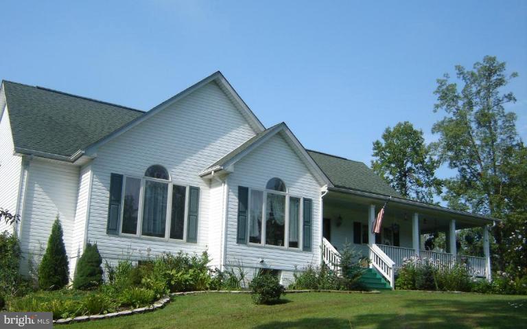 10481 Cliff Mills Road Marshall, VA 20115 - Photo 1 of 30 Exterior (Main)