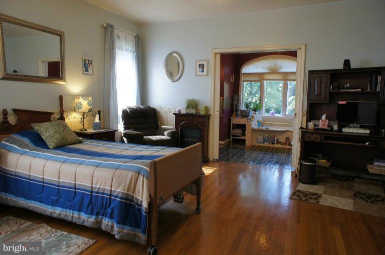 10481 Cliff Mills Road Marshall, VA 20115 - Photo 12 of 30 Bedroom (Master)