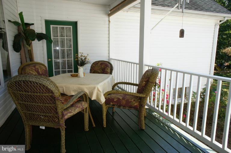 10481 Cliff Mills Road Marshall, VA 20115 - Photo 24 of 30 Exterior (Rear)