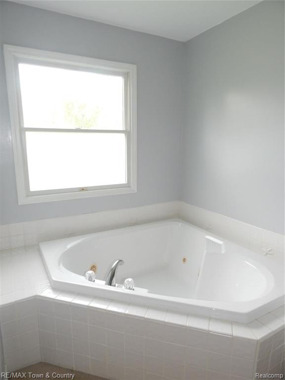8310 Beecher Road Flushing, MI 48433 - Photo 19 of 40