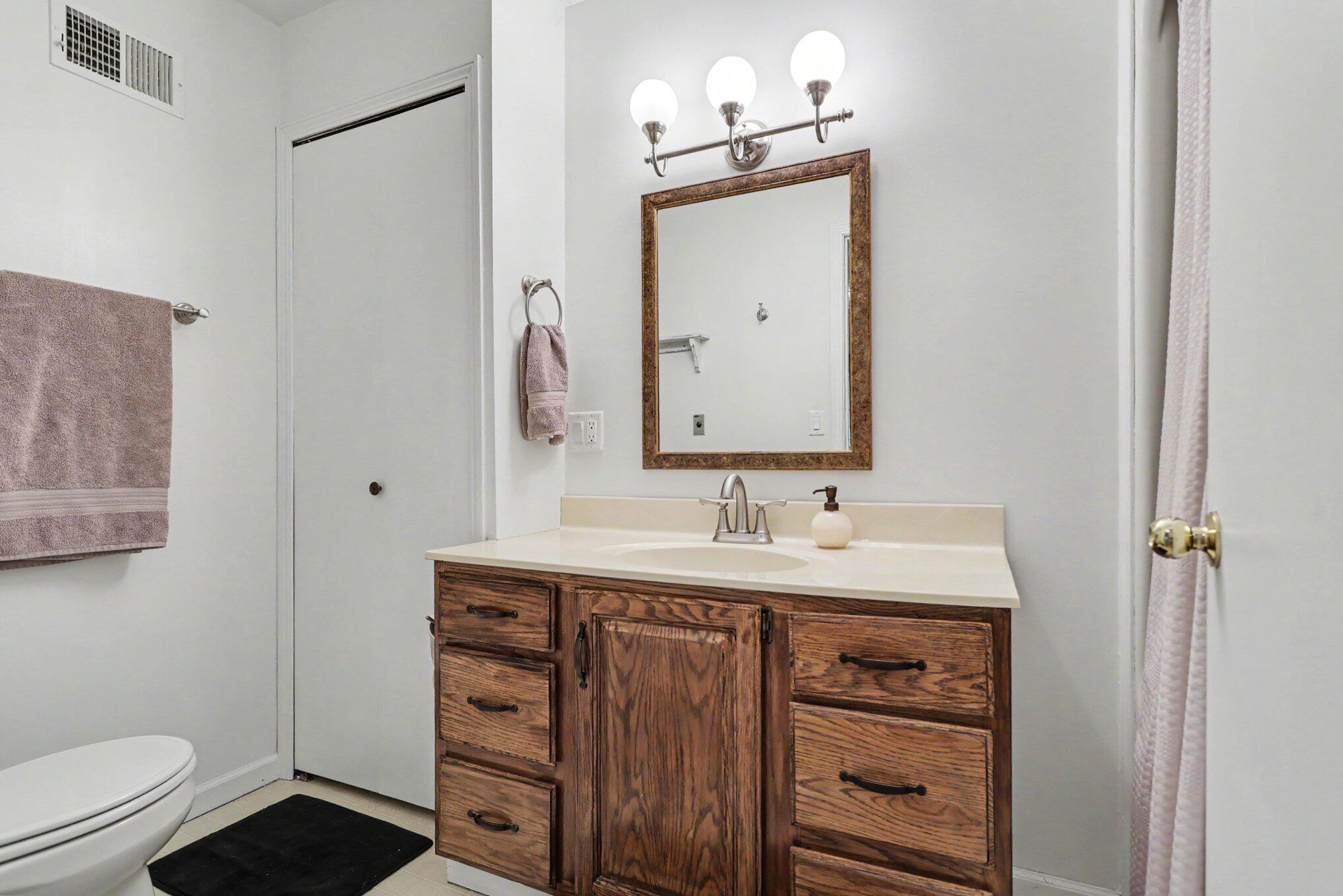 2985 West Kirby Road Battle Creek, MI 49017 - Photo 14 of 31 012_file_2250