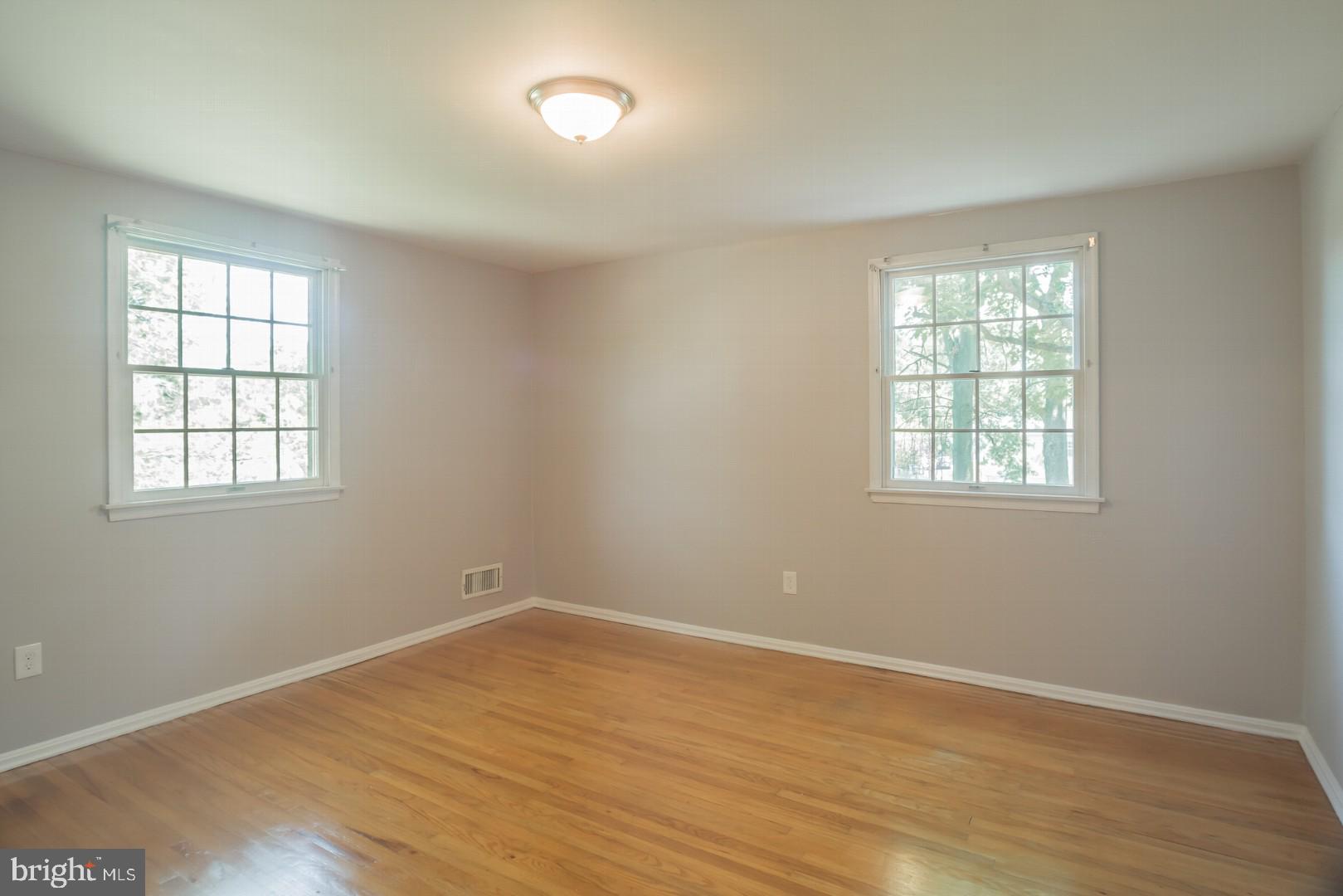 7 Sandown Road Norristown, PA 19403 - Photo 19 of 30 Gallery Image 19
