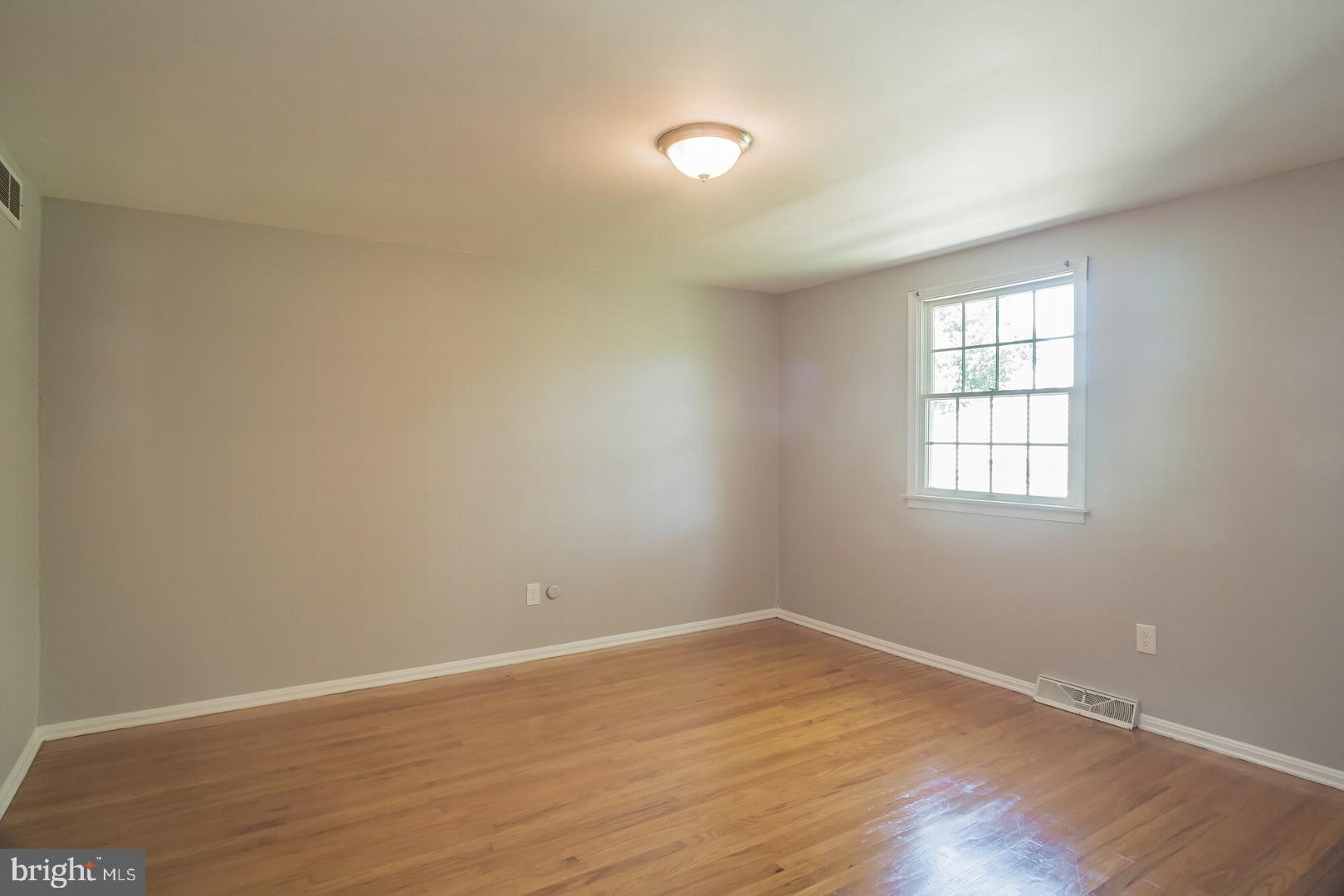 7 Sandown Road Norristown, PA 19403 - Photo 20 of 30 Gallery Image 20