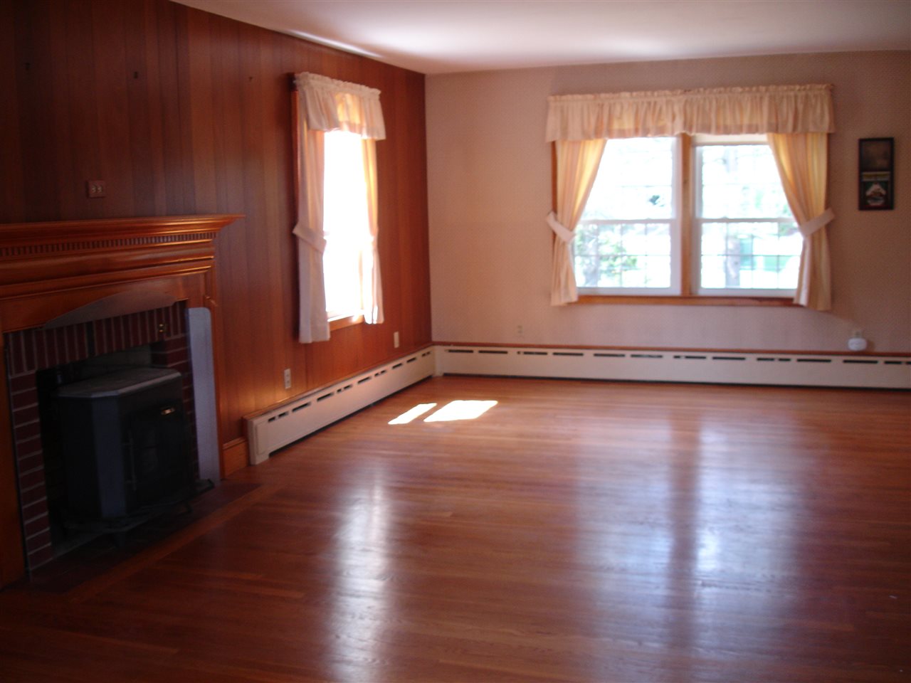 7 Gloria Street Rochester, NH 03867 - Photo 4 of 20