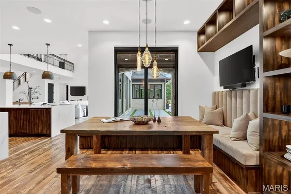 $8,950,000 | 300 Ridgecrest Drive, Chestnutridge, MO 65630