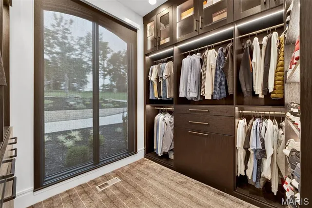 $8,950,000 | 300 Ridgecrest Drive, Chestnutridge, MO 65630