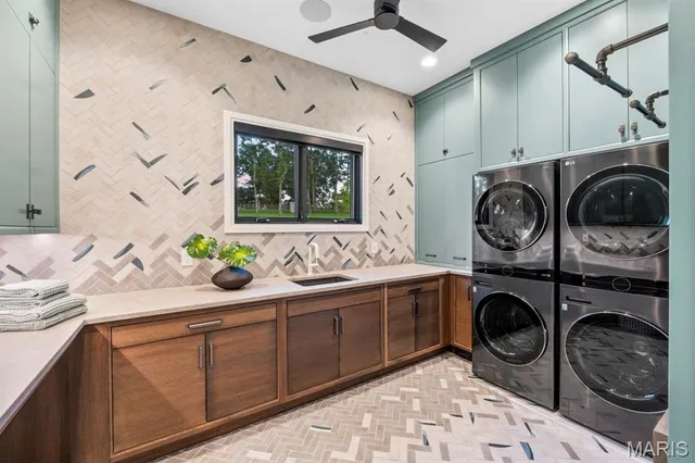 $8,950,000 | 300 Ridgecrest Drive, Chestnutridge, MO 65630