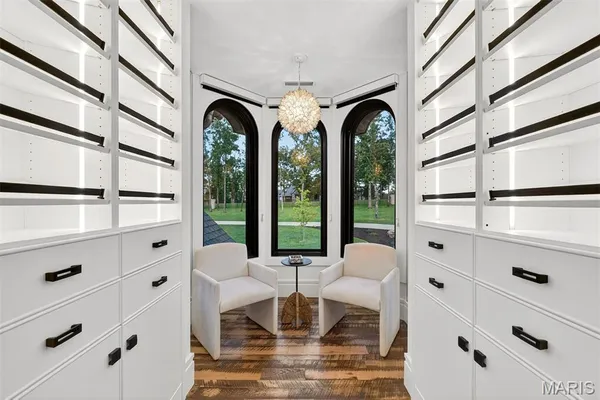 $8,950,000 | 300 Ridgecrest Drive, Chestnutridge, MO 65630