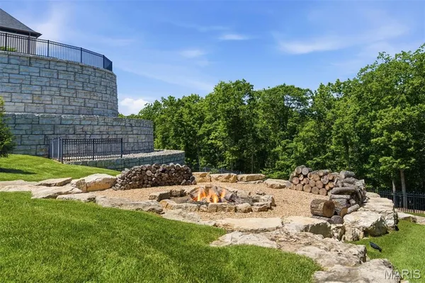 $8,950,000 | 300 Ridgecrest Drive, Chestnutridge, MO 65630