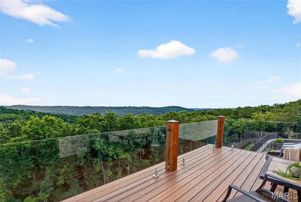 $8,950,000 | 300 Ridgecrest Drive, Chestnutridge, MO 65630