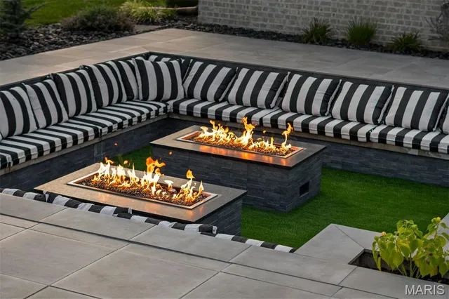 $8,950,000 | 300 Ridgecrest Drive, Chestnutridge, MO 65630