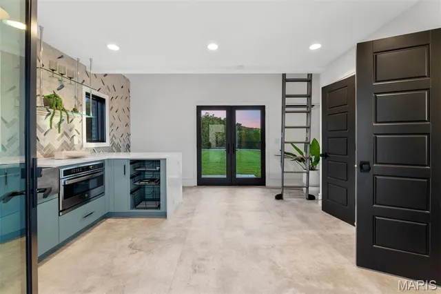 $8,950,000 | 300 Ridgecrest Drive, Chestnutridge, MO 65630