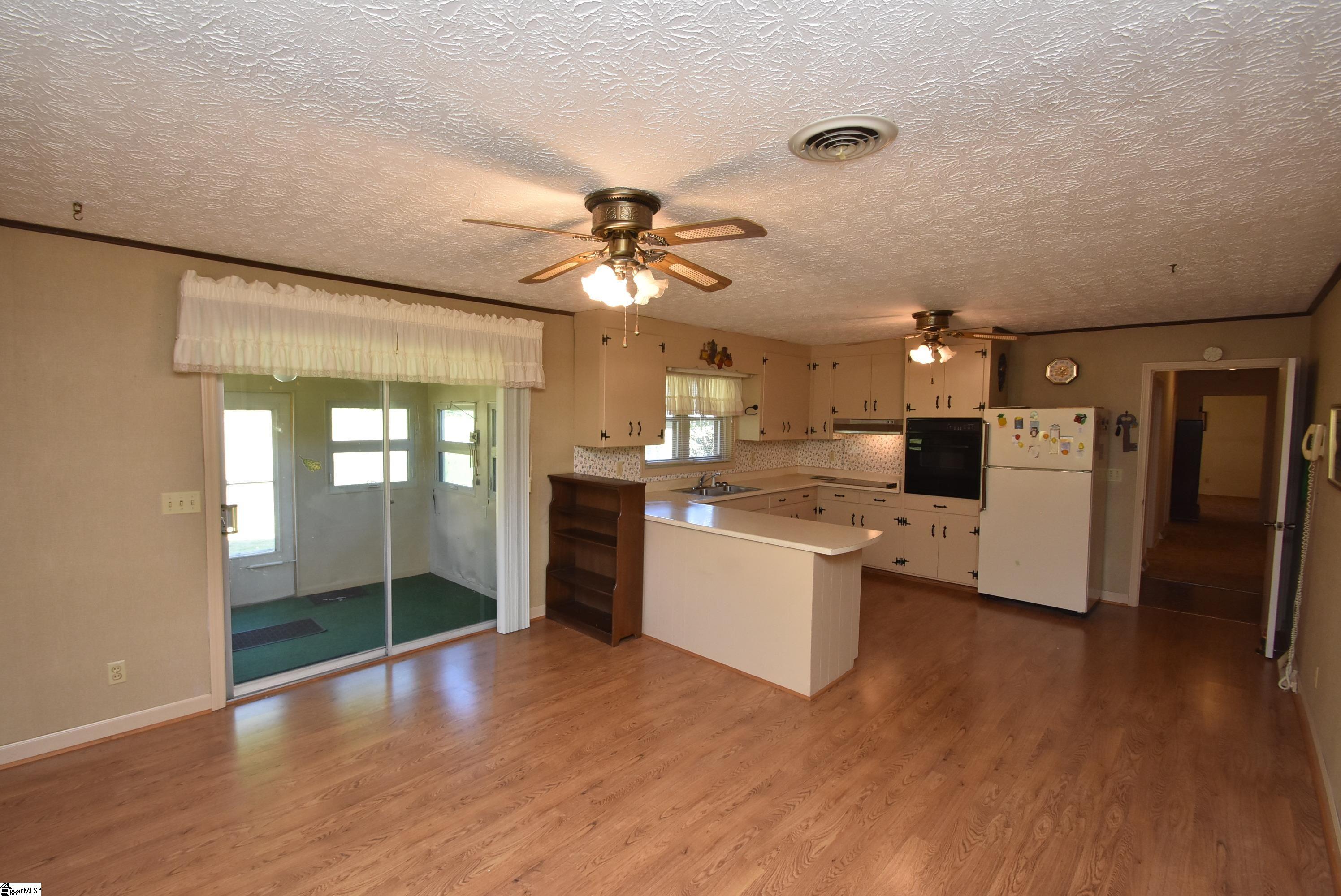 119 Blue Ridge Drive Pickens, SC 29671 - Photo 5 of 24
