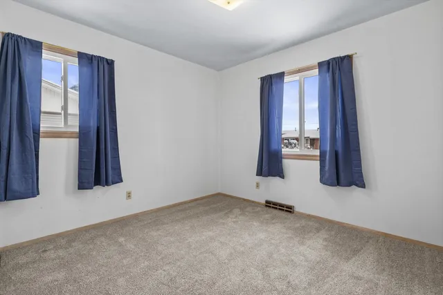 $250,000 | 1730 New Street, Union Grove, WI 53182