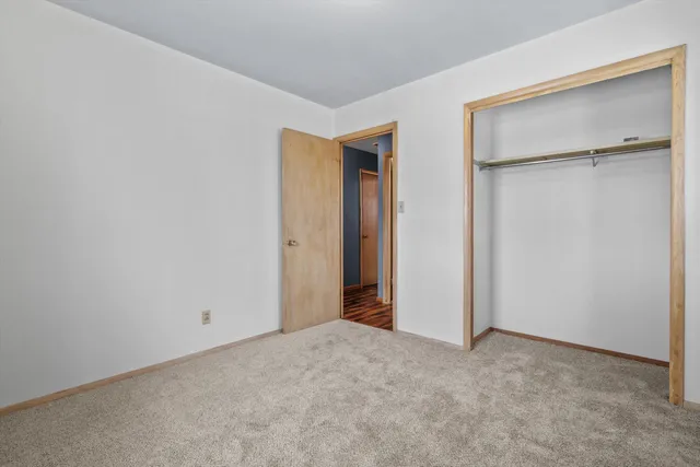 $250,000 | 1730 New Street, Union Grove, WI 53182