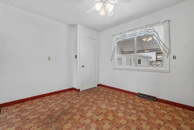 $250,000 | 1730 New Street, Union Grove, WI 53182