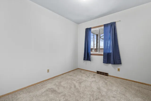 $250,000 | 1730 New Street, Union Grove, WI 53182