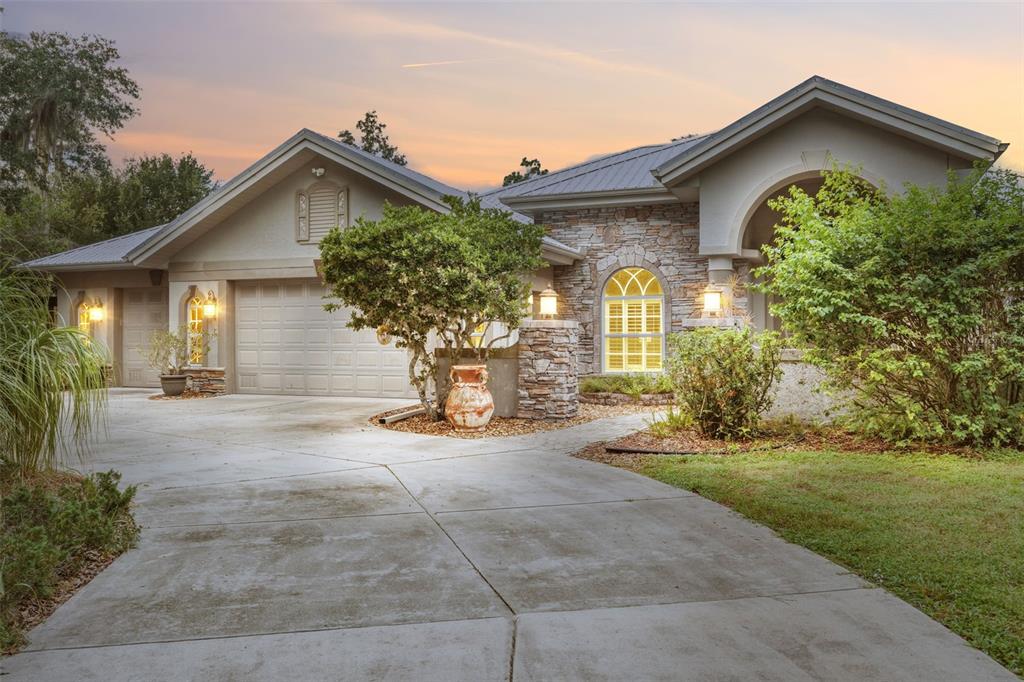 8596 Southwest Riverside Drive Arcadia, FL 34269 - Photo 1 of 47 Gallery Image 1
