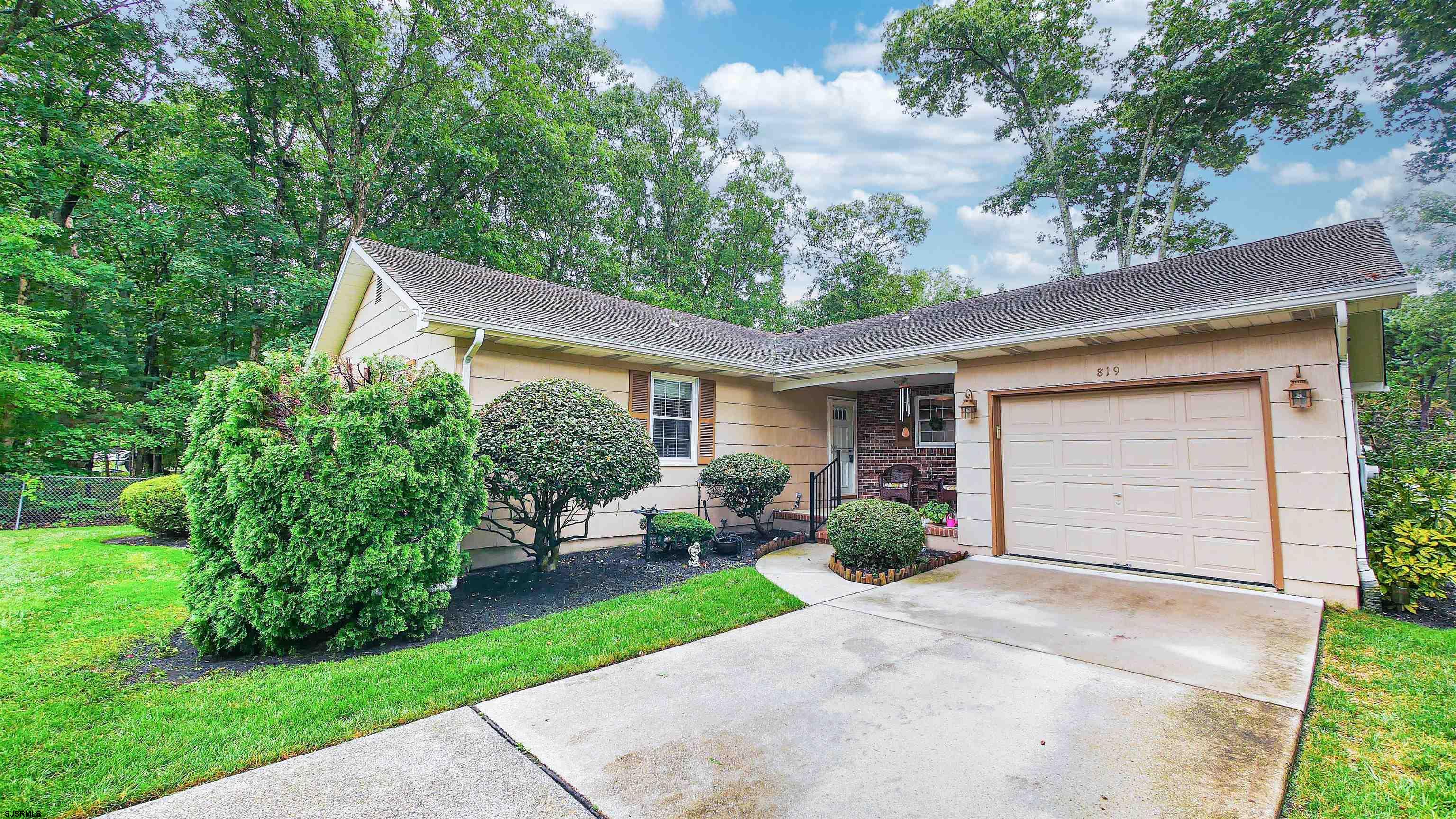 819 Chelsea Road Absecon, NJ 08201 - Photo 1 of 44