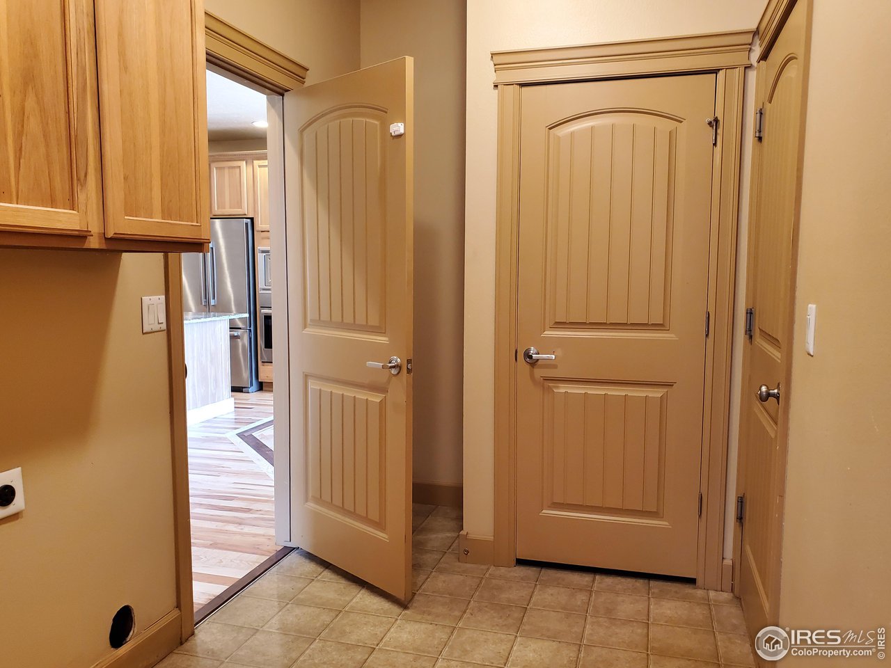 6541 West 18th Street Road Greeley, CO 80634 - Photo 25 of 40 a view of a hallway with closet area