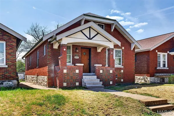 $289,900 | 4252 Gertrude Avenue, St. Louis, MO 63116