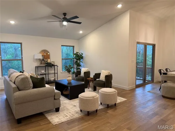 $387,500 | 206 Wrigley Field Drive, Bethalto, IL 62010