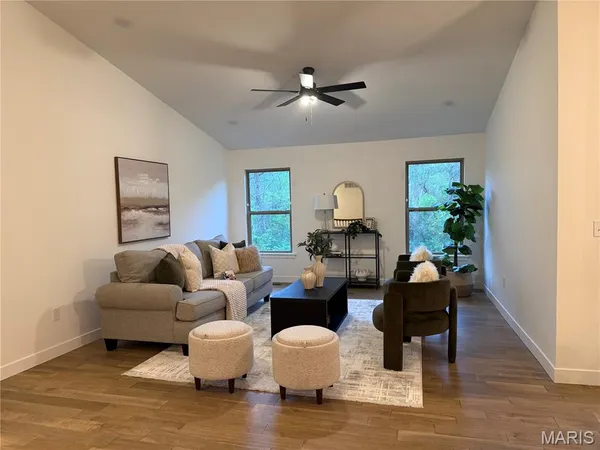 $387,500 | 206 Wrigley Field Drive, Bethalto, IL 62010