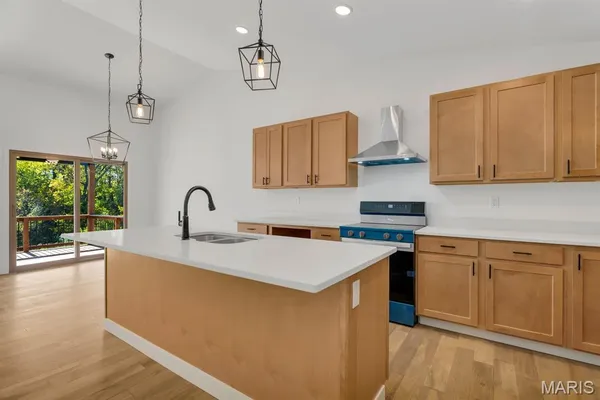 $387,500 | 206 Wrigley Field Drive, Bethalto, IL 62010