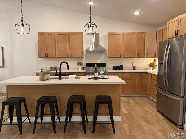 $387,500 | 206 Wrigley Field Drive, Bethalto, IL 62010