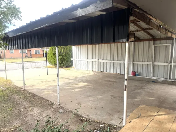 $120,000 | 1713 South Drake Street, Perryton, TX 79070