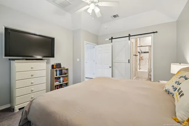 $285,000 | 636 Skyline Drive, Bandera, TX 78003