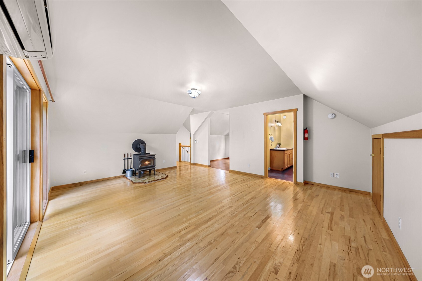 2913 Broad Street Bellingham, WA 98225 - Photo 24 of 40 Gallery Image 24