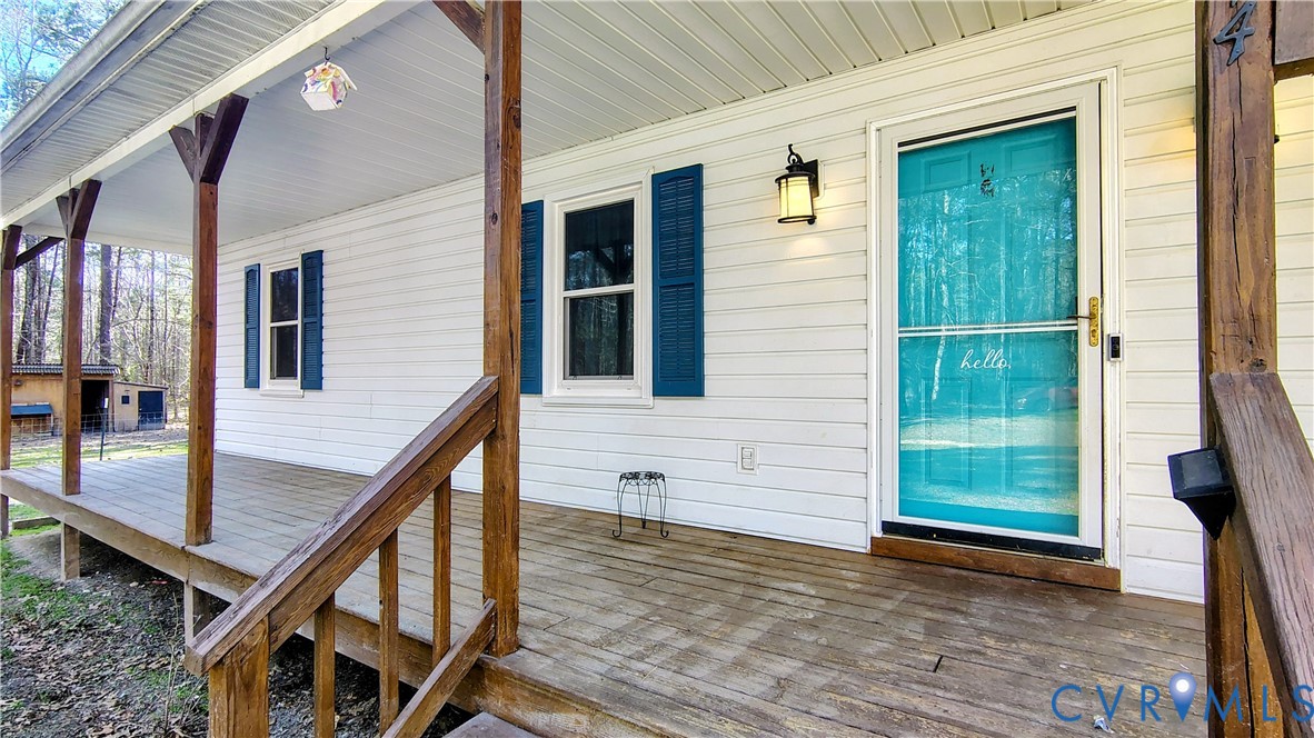 9514 Squirrel Level Road Petersburg, VA 23803 - Photo 4 of 32 Come on in ...