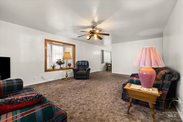 $399,900 | 980 North 6th E Street, Mountain Home, ID 83647