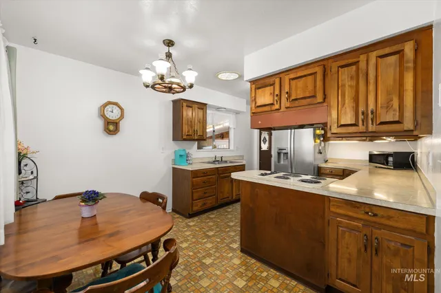 $399,900 | 980 North 6th E Street, Mountain Home, ID 83647