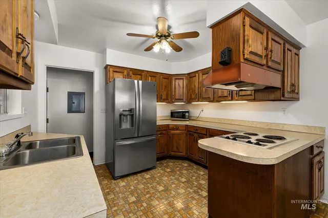 $399,900 | 980 North 6th E Street, Mountain Home, ID 83647