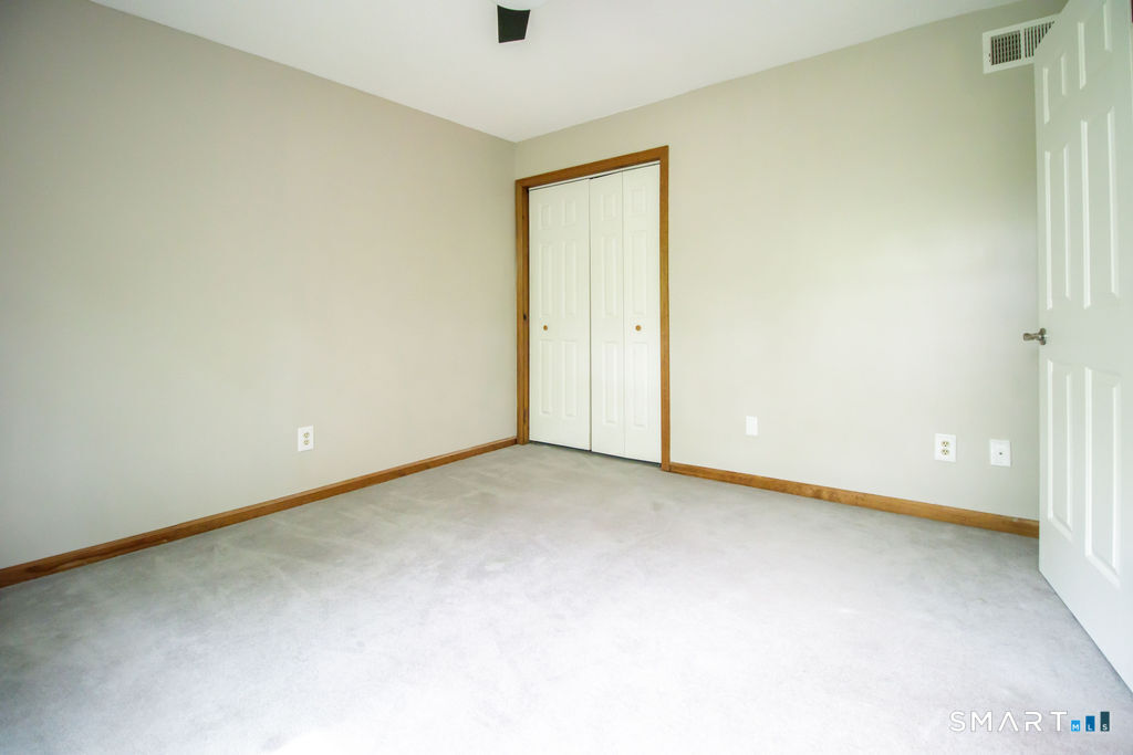 402 Larkspur Farm Road, Unit 34 Torrington, CT 06790 - Photo 20 of 31