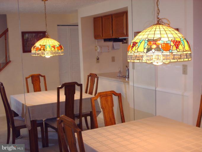12505 Cross Ridge Way Germantown, MD 20874 - Photo 4 of 15 Interior (General)i