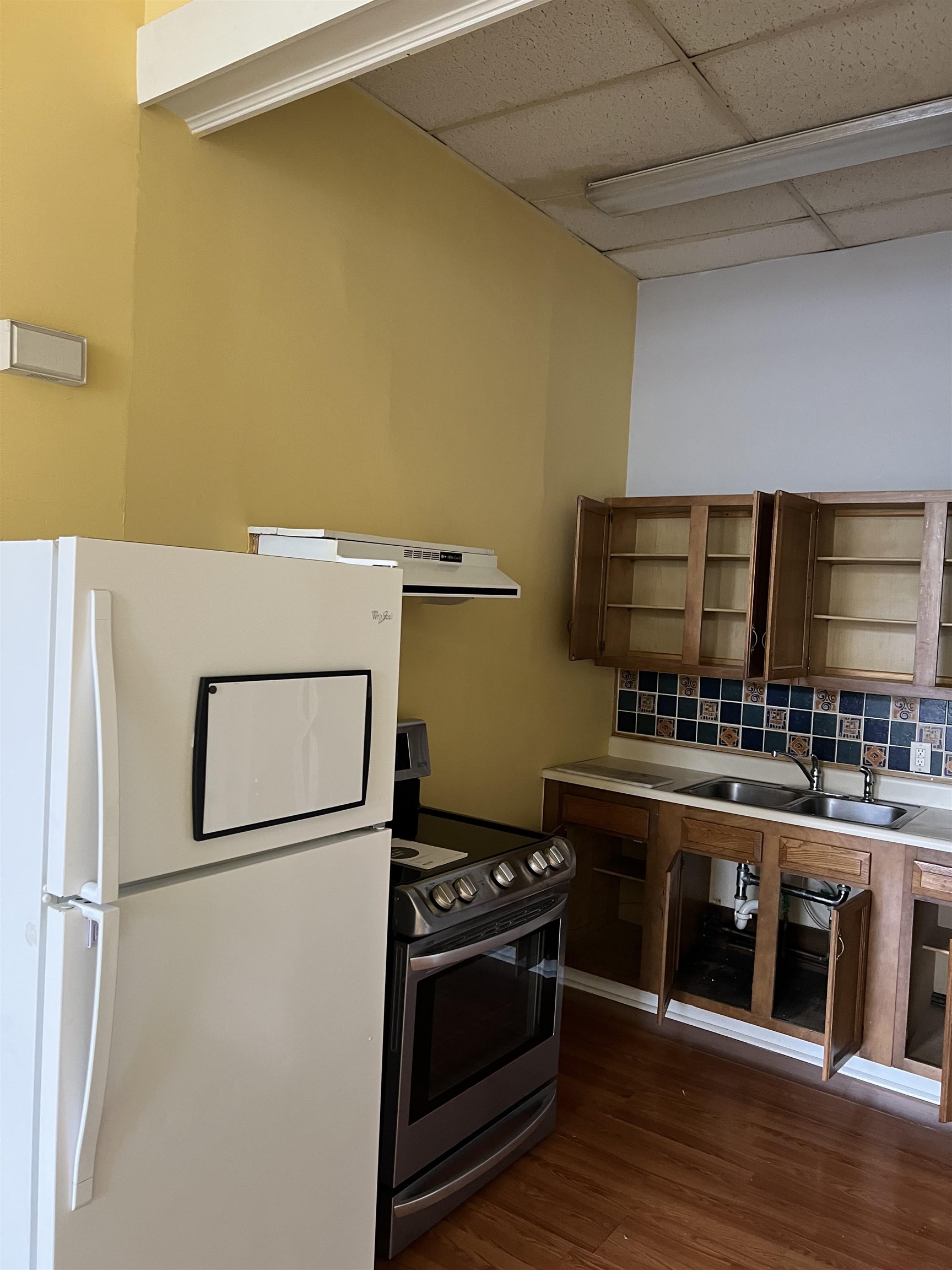 291 Main Street, Unit 1 Tilton, NH 03276 - Photo 5 of 6