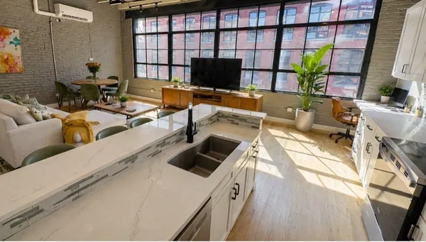 $2,450 | 199 Market Street, Unit 1, Lowell, MA 01852
