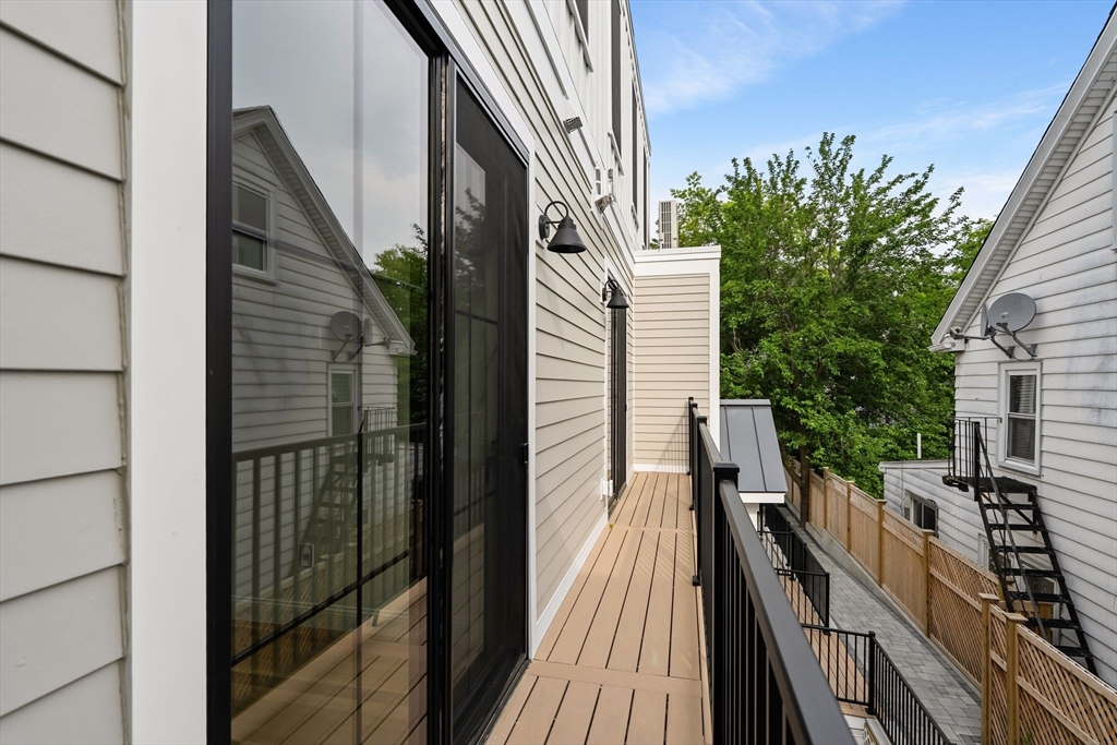 27 Shepard Street, Unit 4 Boston, MA 02135 - Photo 40 of 40