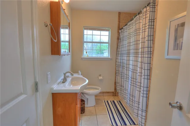 $1,500 | 3538 Austin Street, Corpus Christi, TX 78411