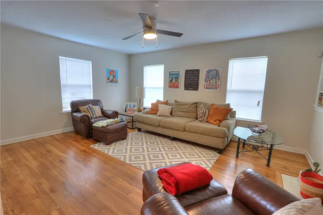 $1,500 | 3538 Austin Street, Corpus Christi, TX 78411