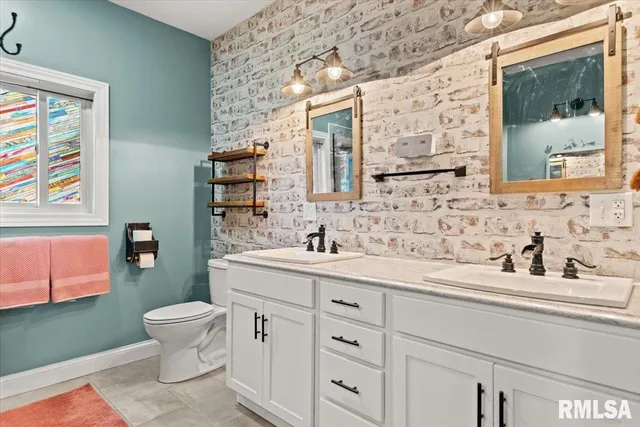 $269,900 | 401 East Progress Street, Ashland, IL 62612