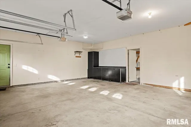 $269,900 | 401 East Progress Street, Ashland, IL 62612