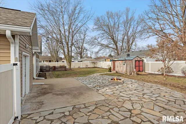 $269,900 | 401 East Progress Street, Ashland, IL 62612